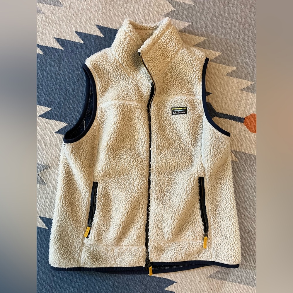 LL Bean Women’s fleece vest size L